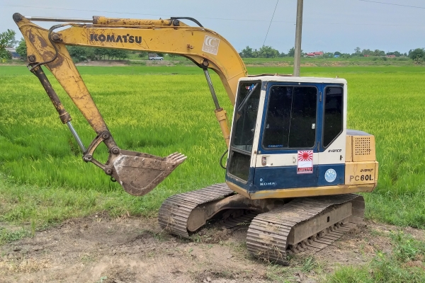 PC60-5 ใบแทรกใหญ่ ระบบดี ช่วงล่างเต็ม แอร์หนาว