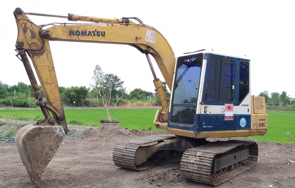 PC60-5 ใบแทรกใหญ่ ระบบดี ช่วงล่างเต็ม แอร์หนาว PC60-5 ใบแทรกใหญ่ ระบบดี ช่วงล่างเต็ม แอร์หนาว