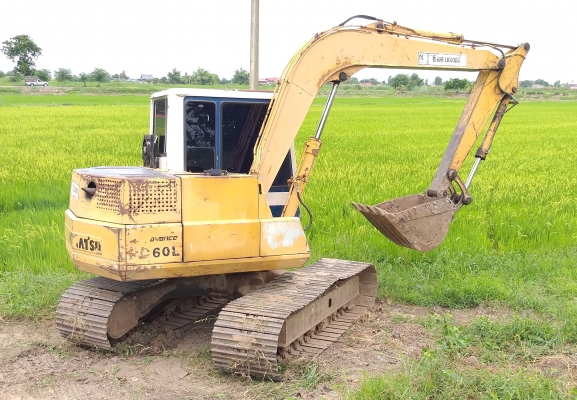 PC60-5 ใบแทรกใหญ่ ระบบดี ช่วงล่างเต็ม แอร์หนาว PC60-5 ใบแทรกใหญ่ ระบบดี ช่วงล่างเต็ม แอร์หนาว