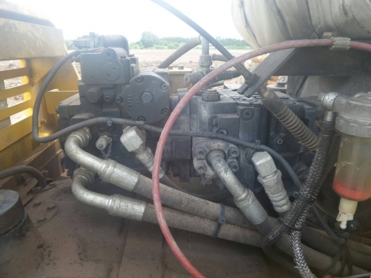 รถบดสั่นเสทือน2เพลาเปลือกเดียว SAKAI 520D เครื่องISUZU 4BD