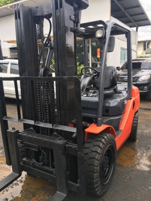 +++ ขายโฟล์คลิฟท์ TOYOTA 8FG30 ขนาด 3 ตัน เสา 4 เมตร 3 ท่อน เครื่องยนต์ดีเซล เกียร์ธรรมดา ยางตันใหม่ +++ ขายโฟล์คลิฟท์ TOYOTA 8FG30 ขนาด 3 ตัน เสา 4 เมตร 3 ท่อน เครื่องยนต์ดีเซล เกียร์ธรรมดา ยางตันใหม่