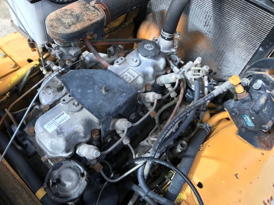 ขายรถตักKOMATSU SD10 ตัก1คิว เสา3เมตร สวยเดิมจากญี่ปุ่น ยังไม่เคยใช้ในไทย 185,000เท่านั้น!!