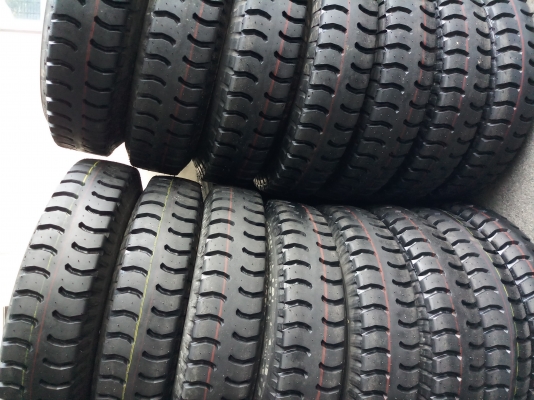 ยางอัดดอกผ้าใบ1000-20ราา1,800 พร้อมลุย ยางอัดดอกผ้าใบ1000-20ราา1,800 พร้อมลุย