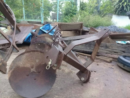 ผานพรวน4ใบสภาพดีพร้อมใช้คับ