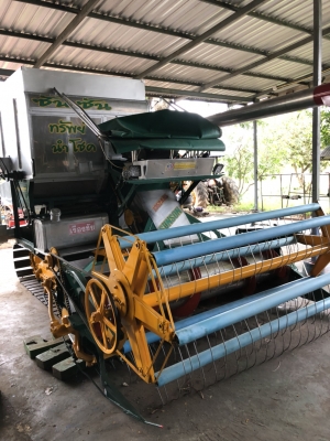 รถเกี่ยวข้าว ซันซัน ทรัพย์นำโชค มือสอง สภาพ 85\% ราคาประหยัดโดนใจ