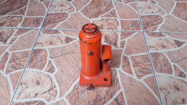 แม่แรงกระปุกไฮโดรลิก MASADA ขนาด 4ตัน