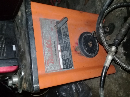 ตู้เชื่อมไฟฟ้า มากิต้า ใช้งานได้ตามปกติ