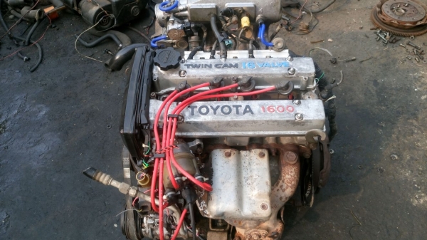 ขายเครื่องยนต์ TOYOTA 4AG ขับหน้าและขับหลังราคาถูก