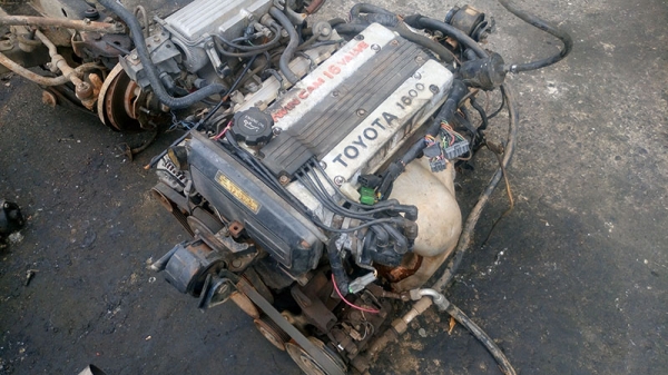 ขายเครื่องยนต์ TOYOTA 4AG ขับหน้าและขับหลังราคาถูก