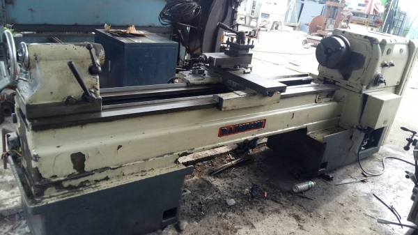 ขายเครื่องกลึงญี่ปุ่นไดนิชิ10ฟุตสวิง850   3เพลาเบรคไฟฟ้ารู2นิ้วราคาเบาๆๆครับ