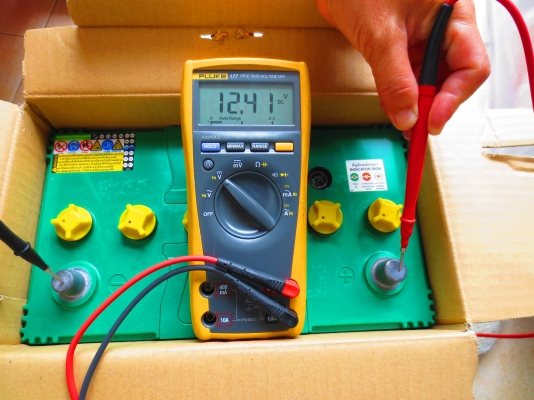 ขายแบตเตอรี่ราคาถูก , ยี่ห้อ FB รุ่น 75A. - สภาพใหม่เอี่ยม