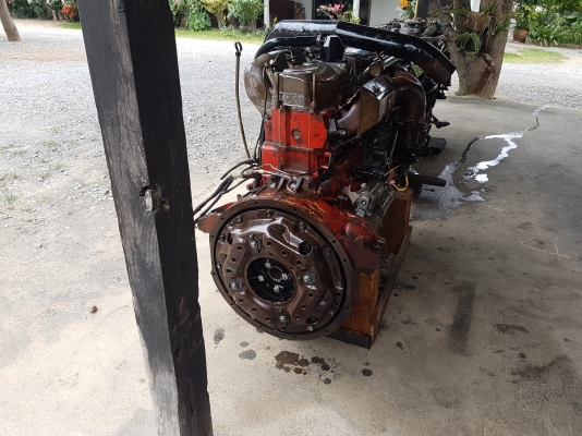 ขายเครื่องยนต์hino ek100