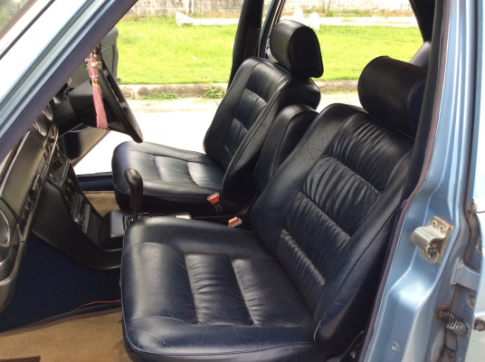 ขายรถ Benz w123 ปี88 เครื่อง 1JZ ออโต้ เพาเวอร์ ภายในสวยเดิมเบาะหนังแท้ แอร์เย็น วิทยุCD ตัวถังเดิมสีแตกบ้าง ล้อแม็ก ขับขี่ปกติ ภาษี61 เล่มพร้อมขายถูก