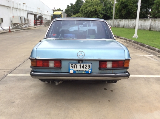 ขายรถ Benz w123 ปี88 เครื่อง 1JZ ออโต้ เพาเวอร์ ภายในสวยเดิมเบาะหนังแท้ แอร์เย็น วิทยุCD ตัวถังเดิมสีแตกบ้าง ล้อแม็ก ขับขี่ปกติ ภาษี61 เล่มพร้อมขายถูก