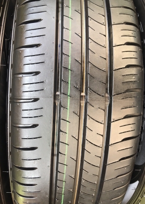 ล้อแม็กป้ายแดง Mazda 2 ขอบ 15 พร้อมยางป้ายแดง Dunlop 185-65-15 สวยกริ๊บ ตุ่มเด้งๆ เส้นสีจัดๆ