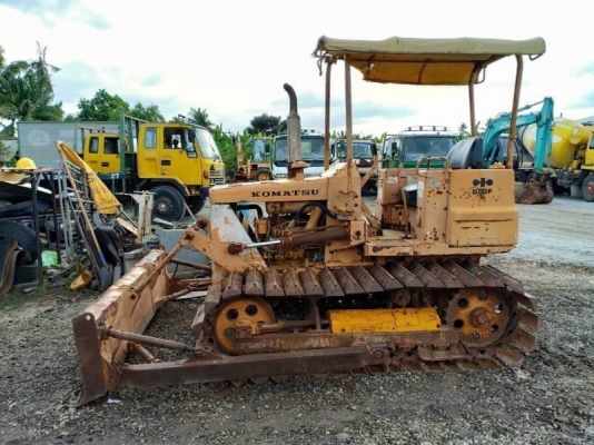 ขาย 125,000 บาท KOMATSU D20P-5 เครื่องดี เกียร์แรง สภาพพร้อมใช้ เอกสารชื้อขาย  รถอยู่  นครปฐม โทร 0610710295  สนใจ รายการสินค้า อื่นๆ ที่ เว็ปไชค์ Truck2Hand  https://www.truck2hand.com/index.php?actions=content/search&amp;member_id=136193  สนใจลงประกาศสิ