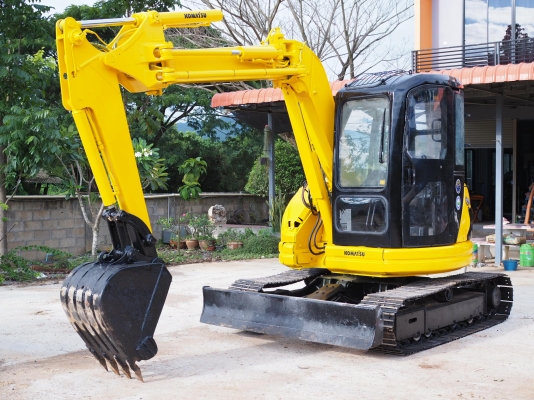 รถญี่ปุ่น ยังไม่เคยใช้ในไทย KOMATSU PC50UU-2 รถญี่ปุ่น ยังไม่เคยใช้ในไทย KOMATSU PC50UU-2