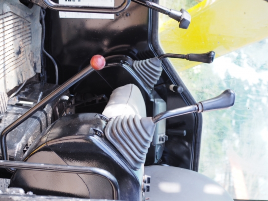รถญี่ปุ่น ยังไม่เคยใช้ในไทย KOMATSU PC50UU-2 รถญี่ปุ่น ยังไม่เคยใช้ในไทย KOMATSU PC50UU-2