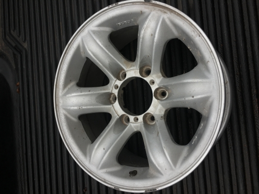 ขายล้อเล็บเหยี่ยว 1วง  ENKEI ISUZU  ขอบ16 6รู  ไม่คด ไม่ดุ้ง ไม่ร้าวครับ ม ส่งทั่วไทย