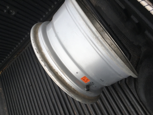 ขายล้อเล็บเหยี่ยว 1วง  ENKEI ISUZU  ขอบ16 6รู  ไม่คด ไม่ดุ้ง ไม่ร้าวครับ ม ส่งทั่วไทย