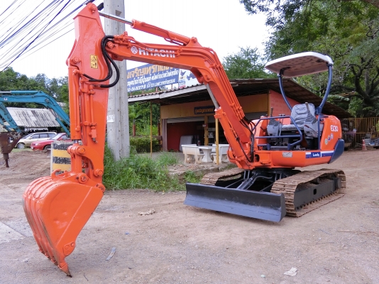 HITACHI EX-30 ขนาดPC-30 <มีVDOให้ชม>รถเก่านอกมีเอกสารอินวอย☎️ติดต่อ085-5632278 <ราคาต่อรองได้>