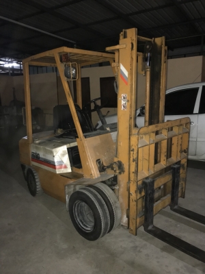 รถโฟลคลิฟท์ ตันครึ่ง เสาสูง3เมตร KOMATSU FG18D