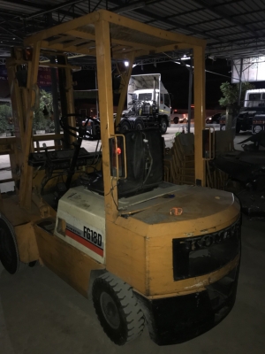 รถโฟลคลิฟท์ ตันครึ่ง เสาสูง3เมตร KOMATSU FG18D