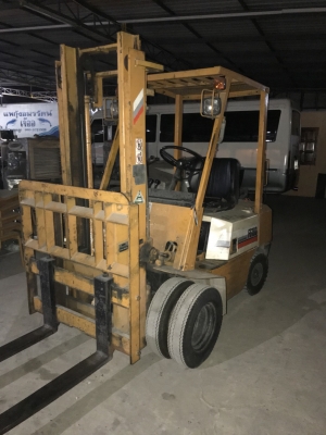 รถโฟลคลิฟท์ ตันครึ่ง เสาสูง3เมตร KOMATSU FG18D