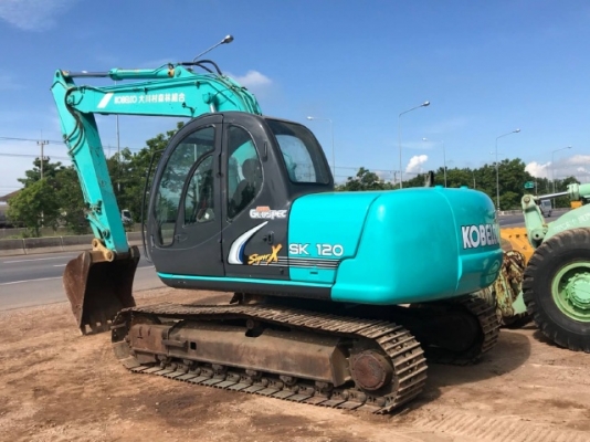 ขายรถขุด KOBELCO SK120 MARK 5 SUPER รถนอกนำเข้าเองจากญี่ปุ่น สภาพสวยพร้อมใช้ มีVDOการทำงานครับ
