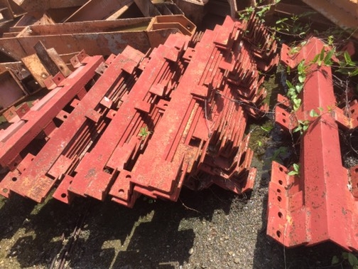 ขายขาเหล็กคำยันปากบ่อ