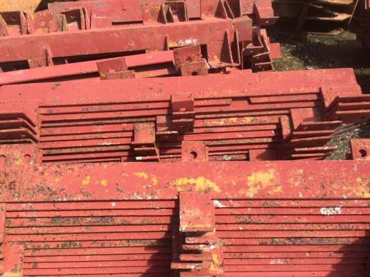 ขายขาเหล็กคำยันปากบ่อ