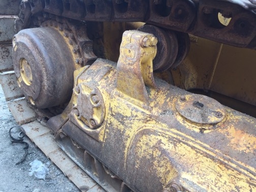 ขายรถแทรกเตอร์D65Eสภาพดีพร้อมใช้งาน ขายรถแทรกเตอร์D65Eสภาพดีพร้อมใช้งาน