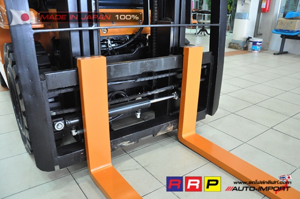 ขายรถโฟล์คลิฟท์มือสอง TOYOTA รุ่น 7FGL15-26012 นำเข้าจากประเทศญี่ปุ่น 100\% ไม่เคยใช้งานในไทย