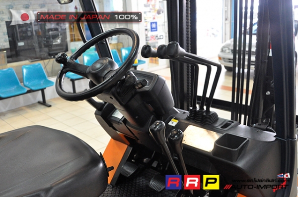 ขายรถโฟล์คลิฟท์มือสอง TOYOTA รุ่น 7FGL15-26012 นำเข้าจากประเทศญี่ปุ่น 100\% ไม่เคยใช้งานในไทย