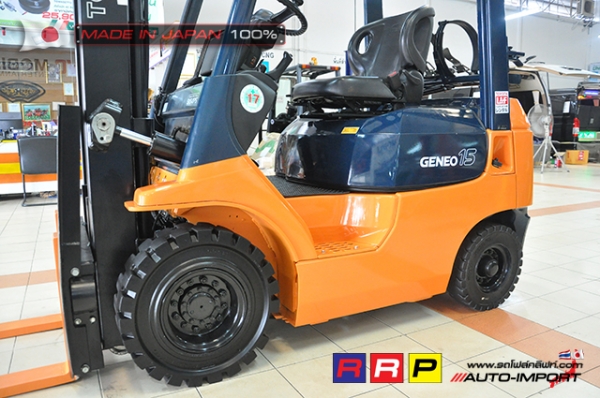 ขายรถโฟล์คลิฟท์มือสอง TOYOTA รุ่น 7FGL15-26012 นำเข้าจากประเทศญี่ปุ่น 100\% ไม่เคยใช้งานในไทย