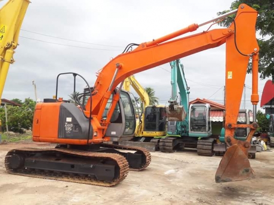 มาใหม่จ้า..HITACHI  ZX135US  เก่านอกแทั..ปี 2006  เดิมๆๆ  เครื่องปั๊มดี...8,XXX ชั่วโมง...โทร 089-3818694  จ๊อย..