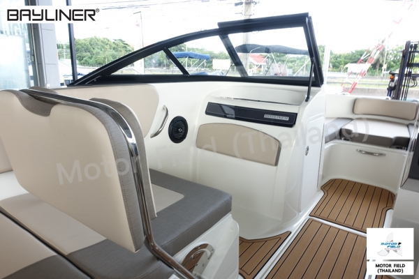 IN STOCK!! เรือใหม่ที่น่าจับจอง 2018 BAYLINER (VR5E)
