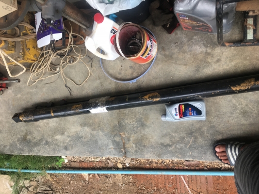 ขายกระบอกไฮดรอลิค ยาว 2.70 แกน 2 นิ้ว เสื้อ3 นิ้ว 0986599893