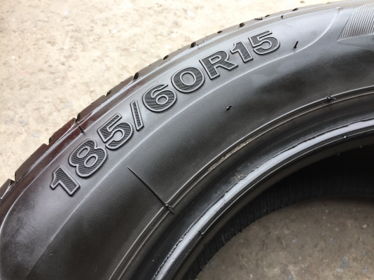 ยาง Firestone 185-60-15 ปี 17 ครบชุด 4 เส้น 3500 สภาพสวยๆไม่มีปะไม่บวมไม่กินข้าง ดอกยางเหลือเยอะเอาไ ยาง Firestone 185-60-15 ปี 17 ครบชุด 4 เส้น 3500 สภาพสวยๆไม่มีปะไม่บวมไม่กินข้าง ดอกยางเหลือเยอะเอาไ