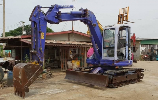 ขายด่วนรถเเบคโฮ โคมัสซู PC75U2หัวเก๋งสวยรถนอกเพื่งนำเข้ามาใหม่สวยเดิมๆเคื่องดีปั่มแรงคอลโทลน้ำมันปั้มนิ้ว บูมอามร์สวยเร็วแรงไม่โหลด เครื่องโคมัสซู4สูบ 4D95ระบบดีครบรถยังไม่เคยใช้งานในไทยเลย