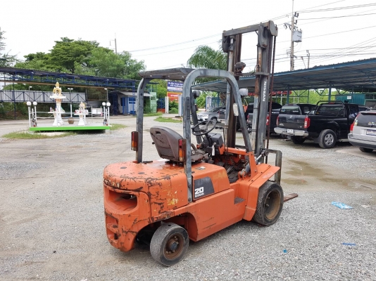 โฟล์คลิฟท์ Nissan ยก 2 ตัน เสายกสูง 4.5 เมตร เกียร์ออโต้ โฟล์คลิฟท์ Nissan ยก 2 ตัน เสายกสูง 4.5 เมตร เกียร์ออโต้