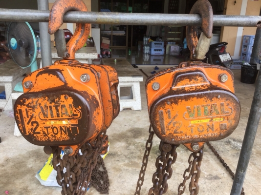 ขายรอกญี่ปุ่นมือ2 ยี่ห้อ VITAL รับน้ำหนัก 1.5 ตัน  ราคาตัวละ 3,800 บาท