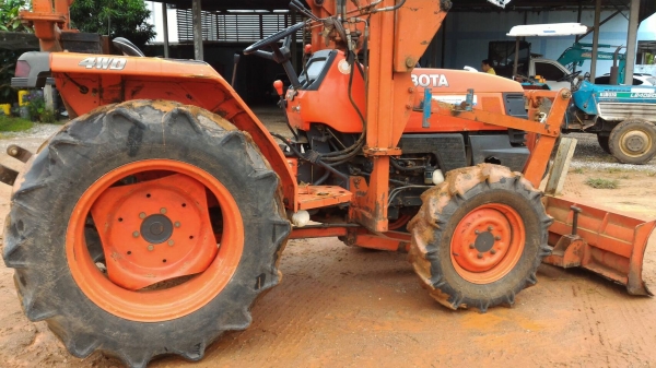ขายรถไถ KUBOTA L3408 พร้อมดันหน้า และตัวตัก ราคา 280,000 สนใจโทรคุยต่อรองราคาได้ โทร 0897489639 ,0899347475 มีรถขนส่งบริการ ร้านสามย่านแทรคเตอร์ อ.แกลง ระยอง ขายรถไถ KUBOTA L3408 พร้อมดันหน้า และตัวตัก ราคา 280,000 สนใจโทรคุยต่อรองราคาได้ โทร 0897489639 ,0899347475 มีรถขนส่งบริการ ร้านสามย่านแทรคเตอร์ อ.แกลง ระยอง