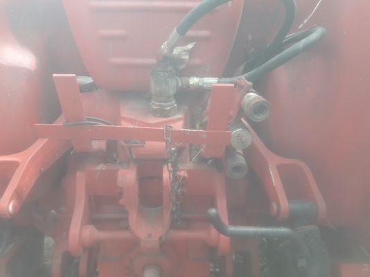 ขายด่วน รถไถใหญ่  ยี่ห้อ อินเตอร์  ขับเคลื่อน 4 ล้อ อุปกรณ์ ตักหน้า  เครื่องแรงสะใจ เอกสารอินวอยส์