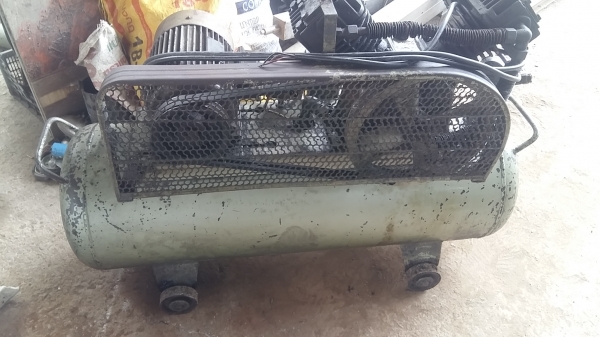 ขาย ปั้มลม ฟูเช็ง 3แรง มอเตอร์ 3แรง ไฟ380 Vเสียงนิ่มมาก สภาพใช้งานได้ค่ะ ขาย ปั้มลม ฟูเช็ง 3แรง มอเตอร์ 3แรง ไฟ380 Vเสียงนิ่มมาก สภาพใช้งานได้ค่ะ