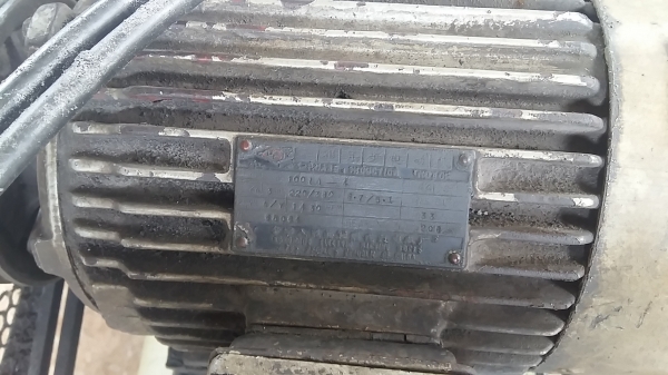 ขาย ปั้มลม ฟูเช็ง 3แรง มอเตอร์ 3แรง ไฟ380 V เสียงนิ่มมาก สภาพใช้งานได้ค่ะ