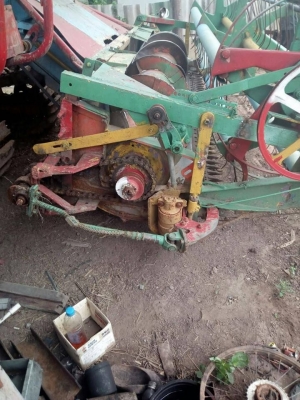 ขายรถเกี่ยวข้าว ต้นหว้าเครื่องISUZU 195เทอร์โบว์ ช่วงล่าง10ปั๊ม22 เช็คระบบลงงานได้ อุ้ม2.5ตัน