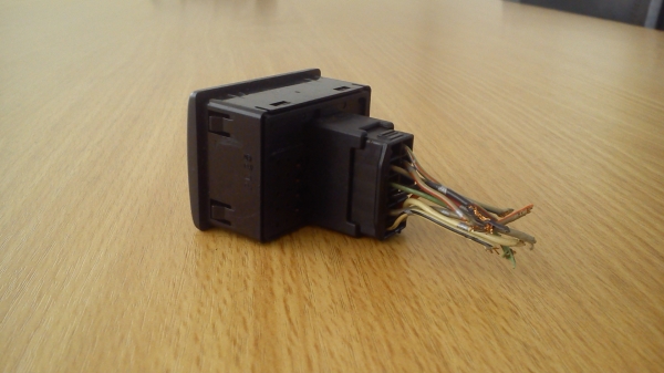 สวิทช์ปรับกระจกมองข้าง Suzuki Vitara Chevy Tracker XL7 สวิทช์ปรับกระจกมองข้าง Suzuki Vitara Chevy Tracker XL7