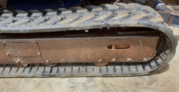 ขายด่วนรถแบคโฮKOMATSUโคมัสซูรุ่นยอดนิยมสวยๆPC20-6เครื่องโคมัสซู3D84เครื่องดีปั่มแรงสีเดิมยังไม่เก็บสีรถนอกเพิ่งนำเข้ามาใหม่ยังไม่เคยใช้งานในเมืองไทยเลย