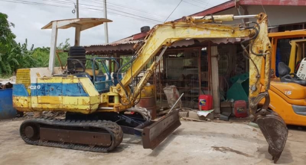 ขายด่วนรถแบคโฮKOMATSUโคมัสซูรุ่นยอดนิยมสวยๆPC20-6เครื่องโคมัสซู3D84เครื่องดีปั่มแรงสีเดิมยังไม่เก็บสีรถนอกเพิ่งนำเข้ามาใหม่ยังไม่เคยใช้งานในเมืองไทยเลย